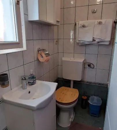Sanja Apartment *