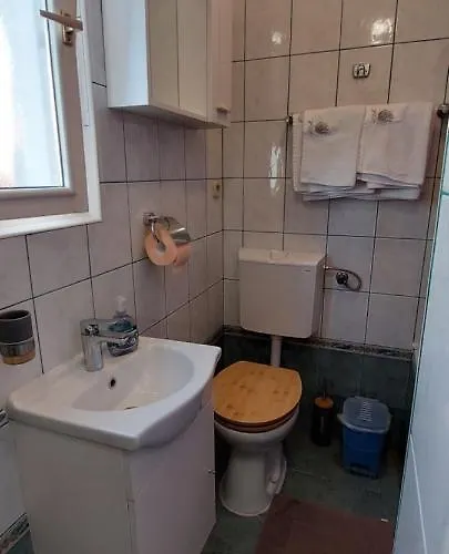 Sanja Apartment *